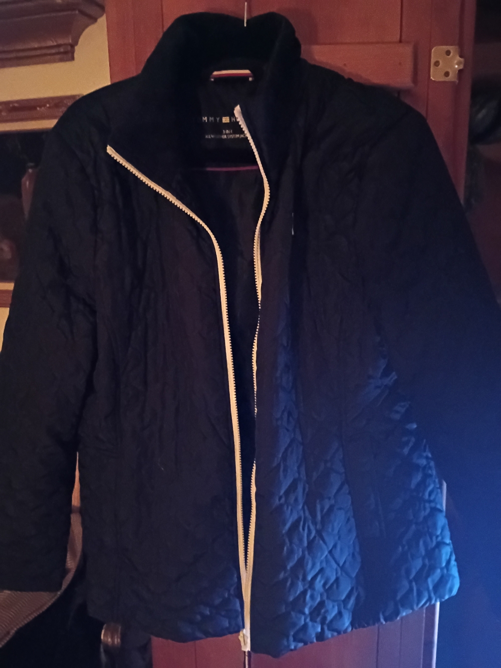 Tommy Hilfiger Navy Quilted Lightweight Jacket with White Zip